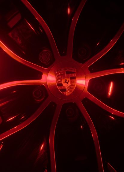 Porsche heritage macan 4 2