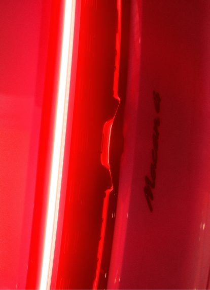 Porsche heritage macan 4 6