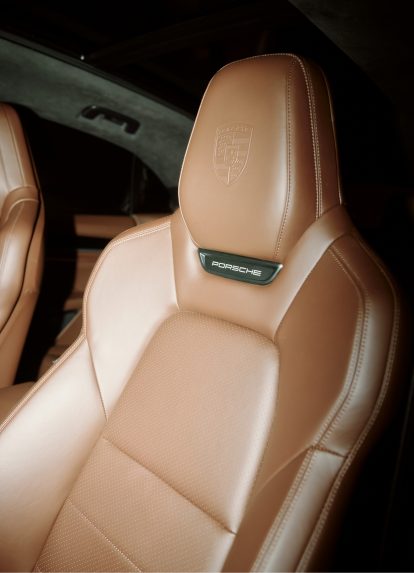 Porsche heritage macan 4 9